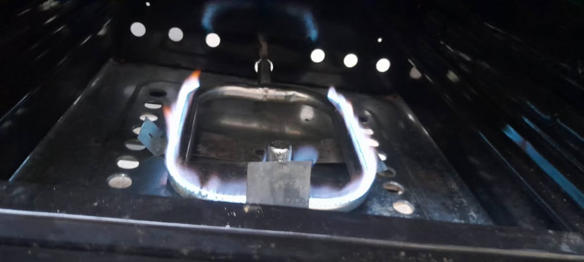 السلام عليكم 
طباخ اكسبرس مصري درجة اولى🛑
جاهز من كلشي 
نار زرگة 🔥
السعر 100 الف
***********
***********
