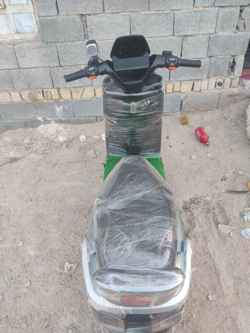 دراجه شحن للبيع
6بطاريات

ملف 2000

سرعه 60 حقيقيه 

3 سرعات 

نضام R

مثبت سرعه 

نضام بارك 

ويل 12

  

مكاني البصرة كرمه علي 

سعر 900 وبيها. مجال قليل

***********
