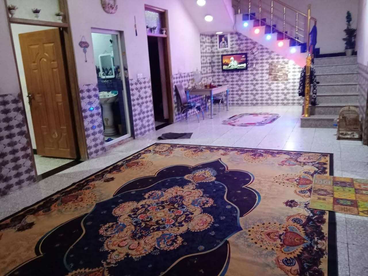 السلام عليكم دار للبيع مساحة 200 م سكينة زراعي 9/2 طابق واحد بيت جاهز  سعر. 145. استفسار ***********
