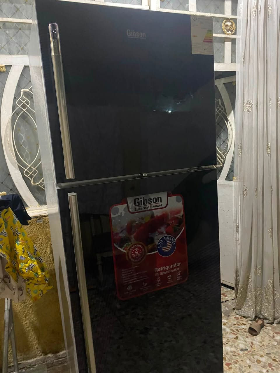 ثلاجة اكبر حجم جديدة استخدم شهرين اخت الجديدة للبيع ***********
