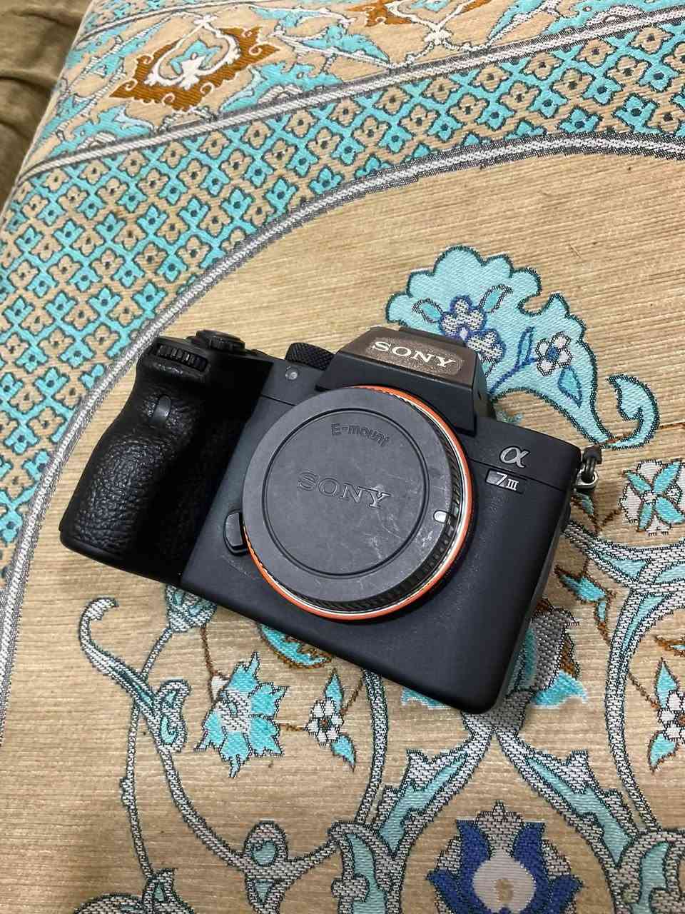 سوني a73 نظيفه جدا بدي شتر13k
اخت الجديد سعرها 1250. مليون و 250 الف 

مكاني بابل

***********
