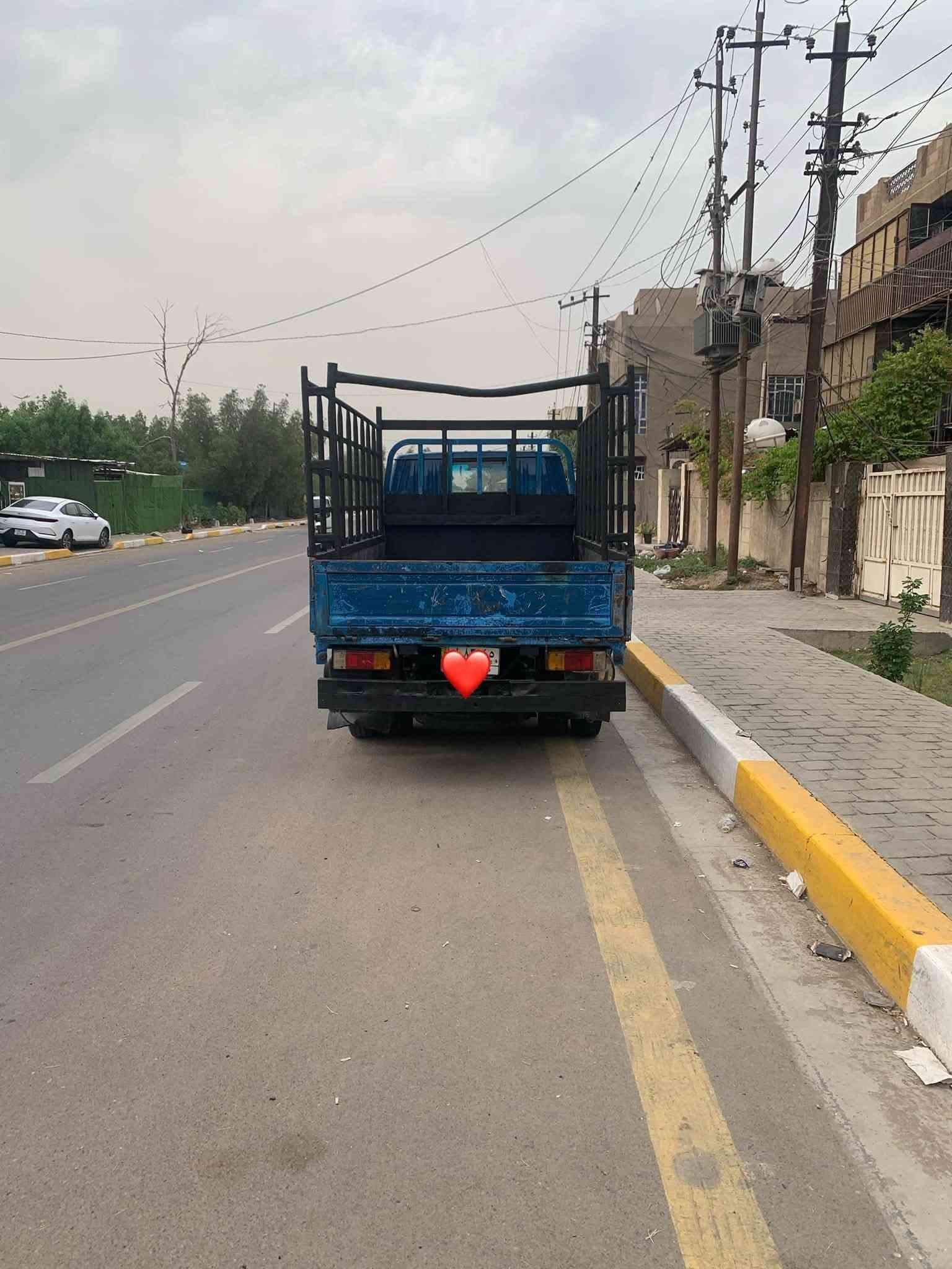 تويوتا داينا موديل 1996
سيارة بلادية الون ازرق 
رقم ديالى تحويل ثاني يوم سنويه لل28
فحل تاير 14موحده
مكينة 14B لاتبخير ولا تنقيص
مكينة وكير جدد قماره قلاب 
كهربائيات باتريات كلة جديد 
مكفوله من ضربه من شاصي 
السيارة جاهزة تشغل  وتطلع 
السعر اتصل وتدلل
المكان بغداد المشتل
الرقم: ***********
