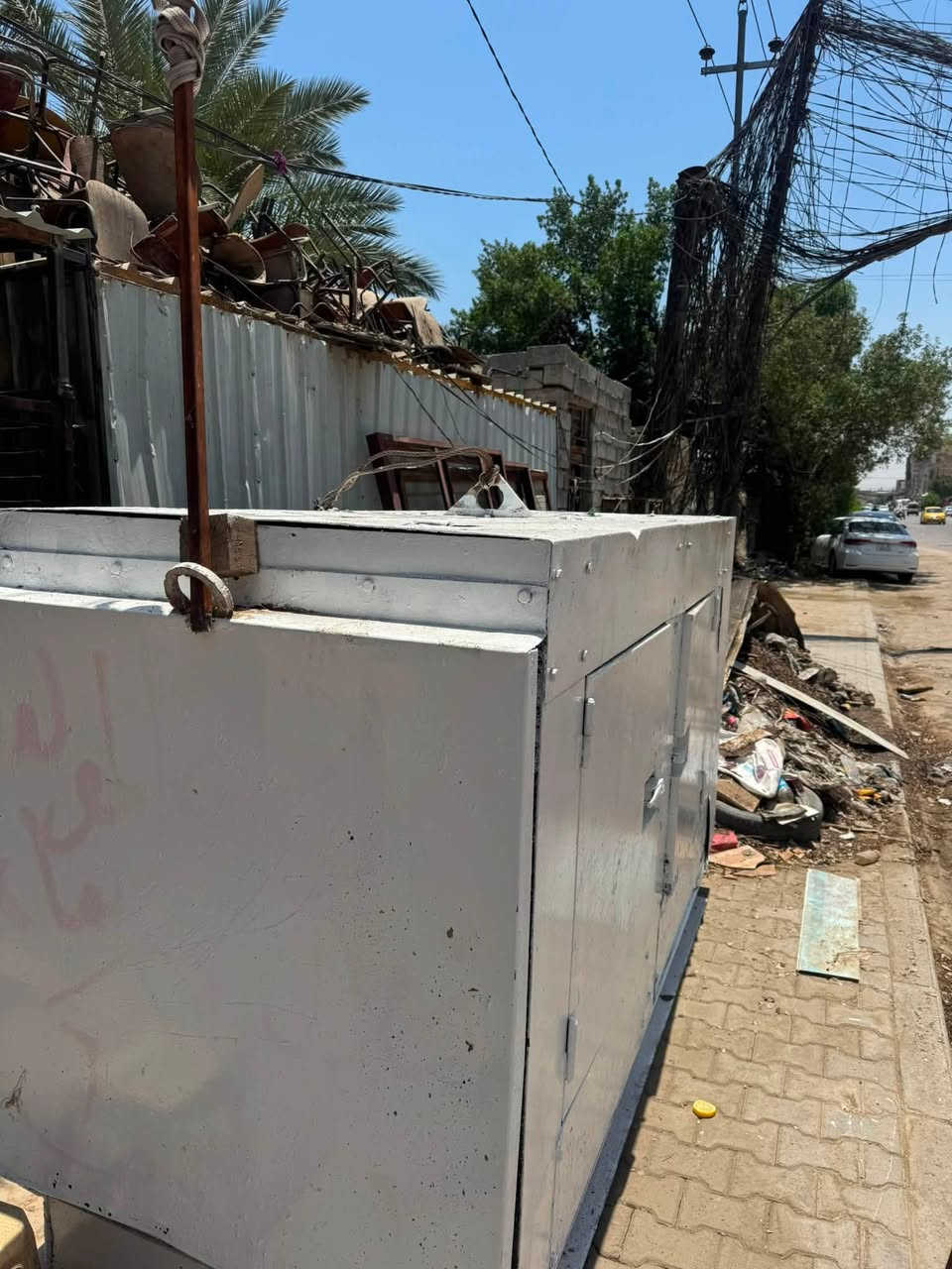 مولدة كاتم شغالة 65kv السعر 30ورقة
العنوان حي المهندسين 

***********
