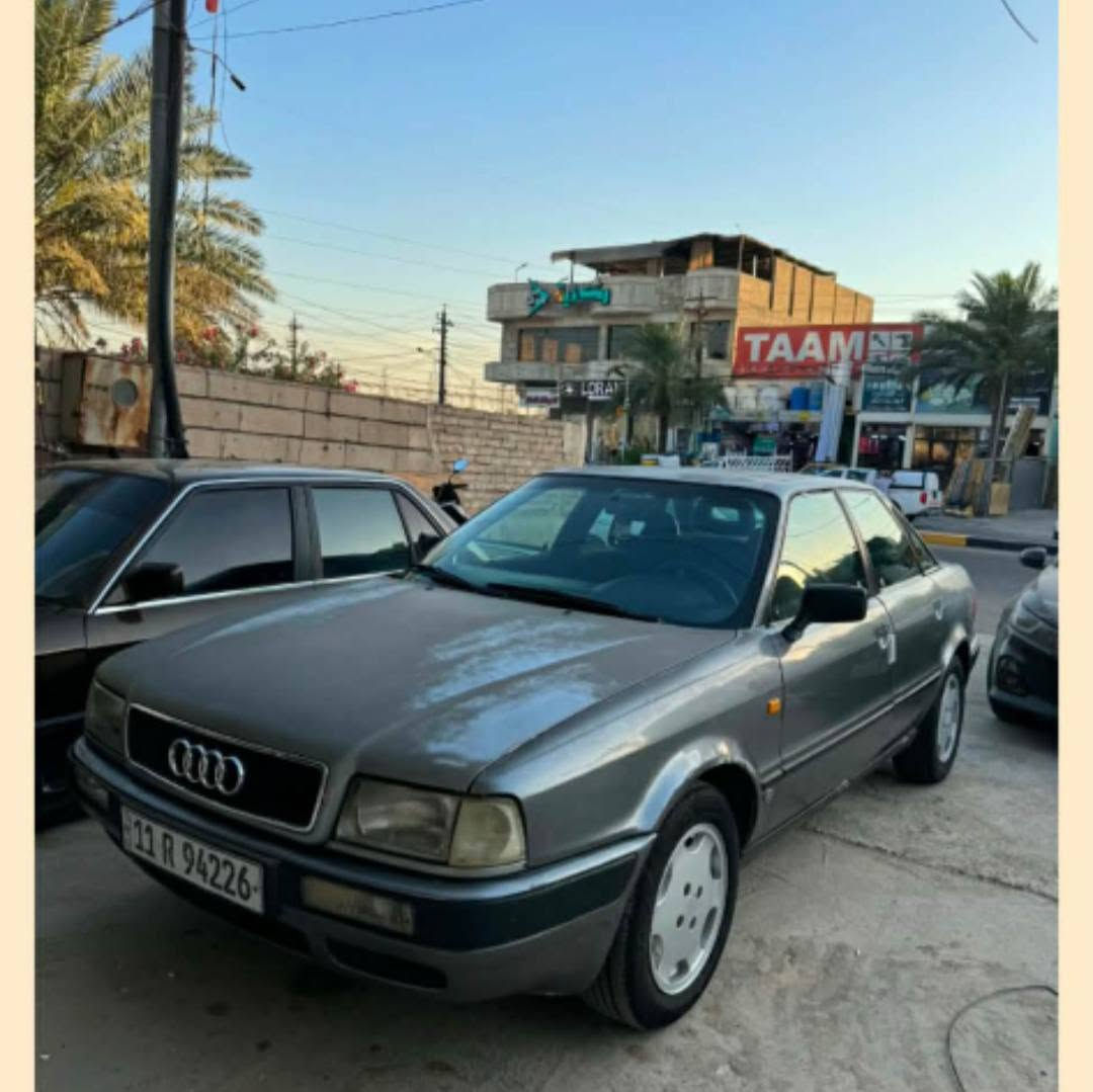 أودي نفخ 
مكينة ٢٠٠٠نوزل 
كير أوتو كهرباء 
تبريد شغال 
تخم تاير جديد 
صدر أمامي خلفي جديد 
داخل وكالة جديد 
السيارة ناقصهة بس صبغة 
رقم بغداد بسمي 
السعر، ٣٤ بيهة مجال كلش بسيط 
عنواني بغداد البياع
***********علي
