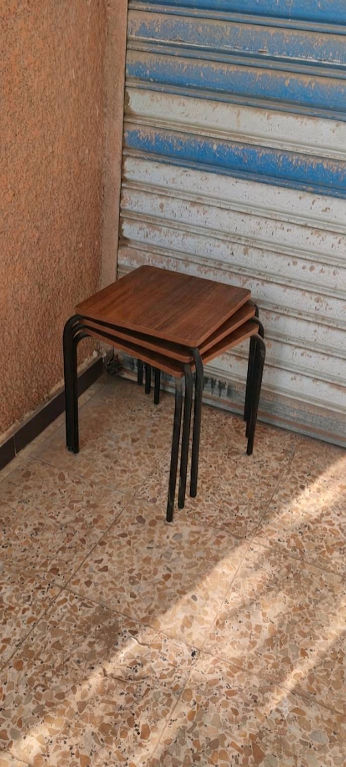 طاولات ضيافة الثلاثي بسعر 45 الف 
قياس الدائري والمربع 40×40
قياس المدرج 
الكبير 40
الوسط 38×35
الصغير 30×35