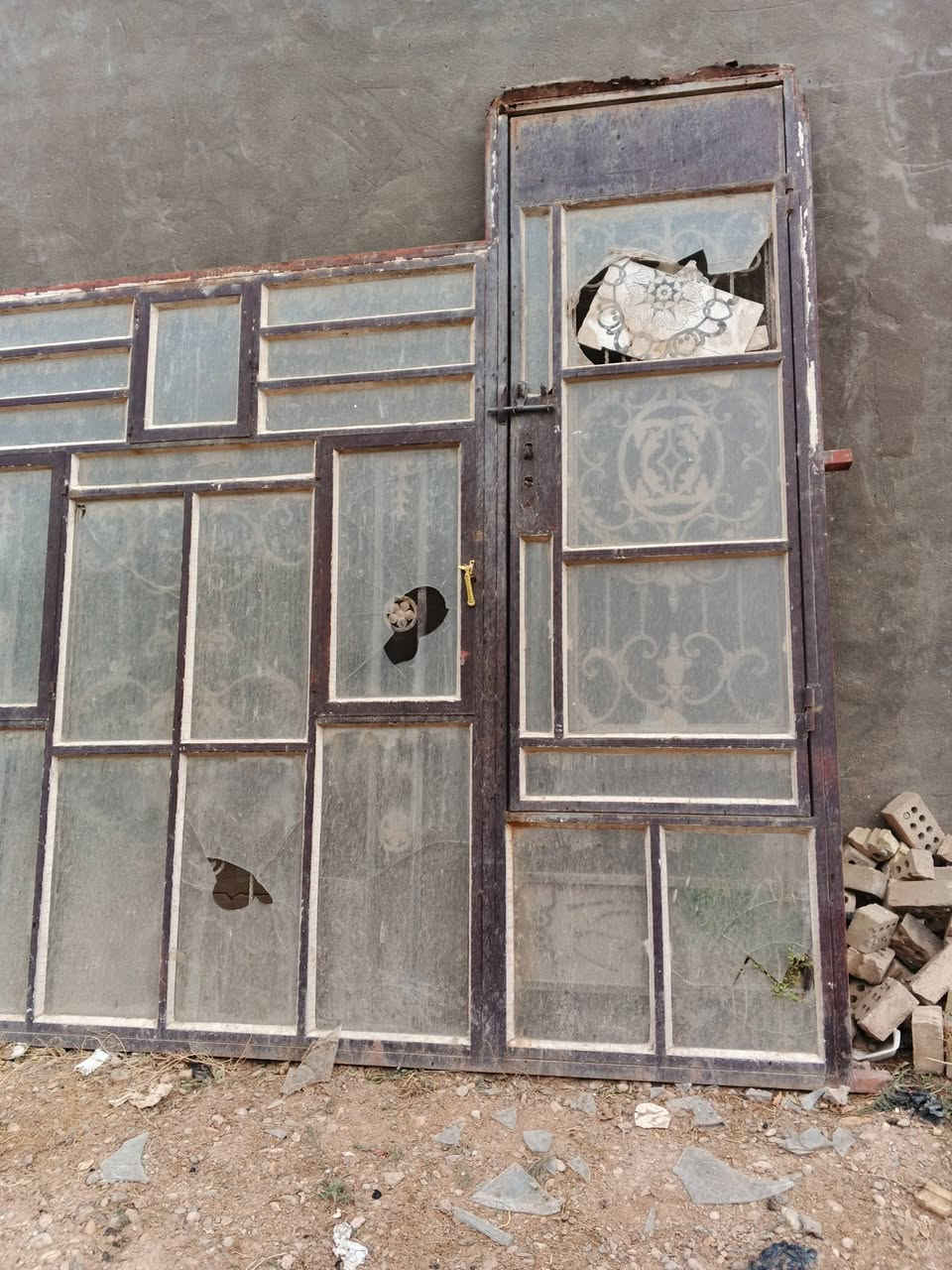 باب وشباك • ٣×٣ • بحاجة تصليح