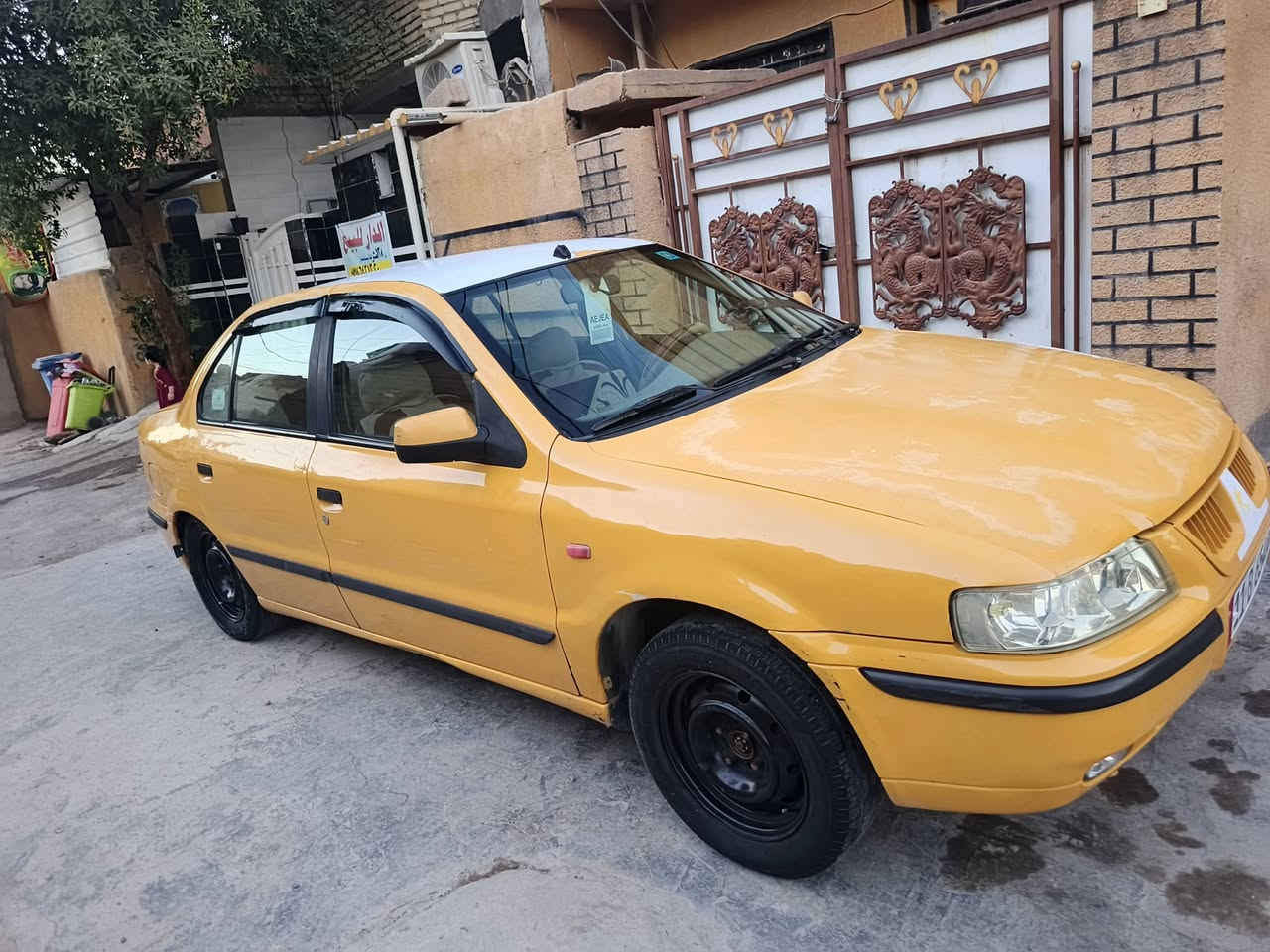 السلام عليكم
سمند للبيع موديل ١٢ السعر ٢٩ بيه مجال  العنوان الامين الثانيه 
***********
داينمو جديد منضومه تبريد جديده لايت زنون نقص بس صدر نص عمر 

حادثه فقط جاملغ مبدل جهة الصدر
