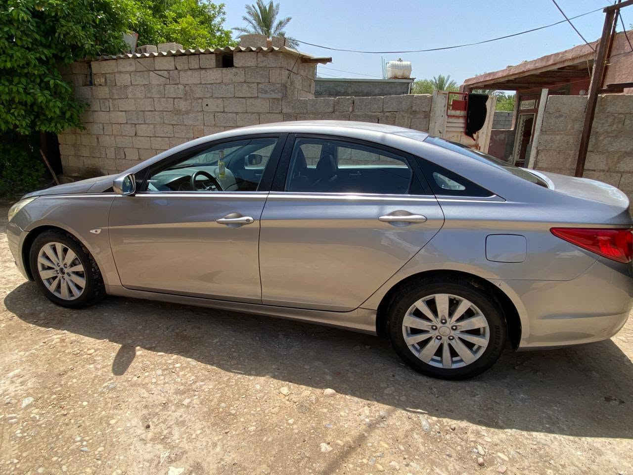 سوناتا موديل 10رقم شمالي باسمي ارقام وهزه جديده بيها اربع قطع صبغ بدون فتح ولا معجون رش أثر جراد كير ومكينه جدد تخم تاير حداديه نص ونص السعر 83وبي مجال اتصل وتدل ***********واسط الصويرة
