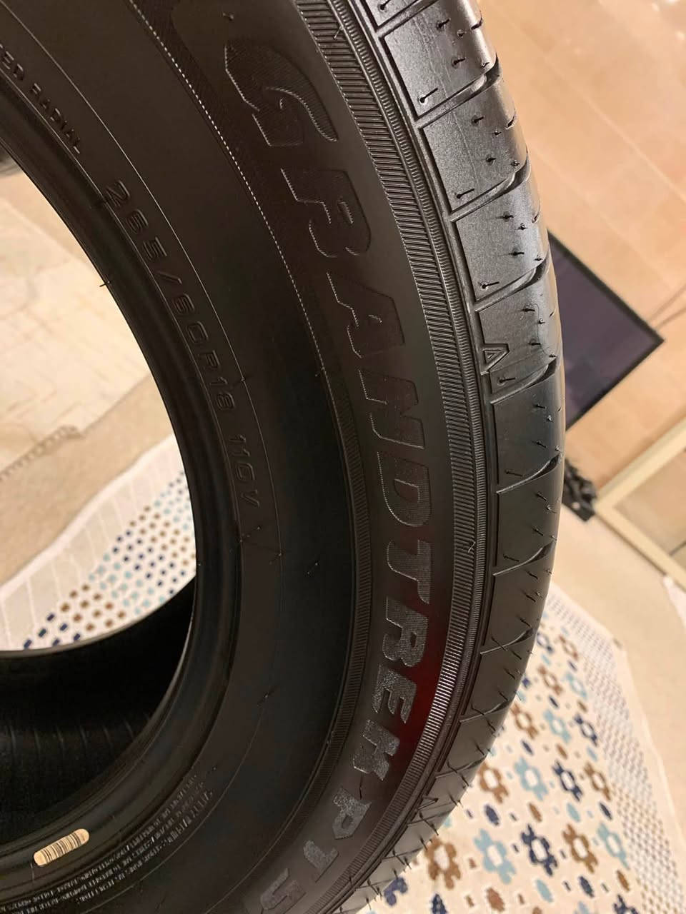 طخم کامل تایر  شرکة دنلوب یابانی اصلی 265/60/R18نظافتها اکثر 90%
تاخم تایەکی کاملم هەیە شەریکەی دەنلوب 
یابانی اصلی ڕێژەی خاوێنی تاخمەکە 90%
للاستفسار یرجی الاتصال
بۆ زانیاری زیاتر دەتوانن پەیوەندی بکەن
☎️***********☎️ واتساب
سعر ٤٠٠ الف
