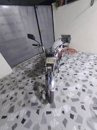 للبيع • قابل للتفاوض • صور مطلوبة
