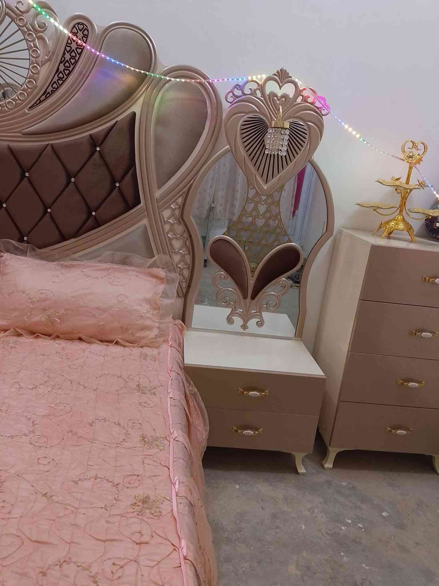 غرفه 9قطع نضافته 100%مستخدمه شهرين المكان سامراء اي ستفسار عل خاص
