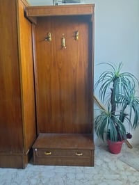 غرفة اخشاب • صاج • نظيفة