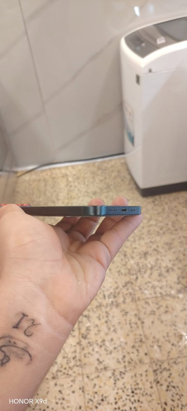 ايفون 13 • ١٢٨ • نضيف ١٠٠٪