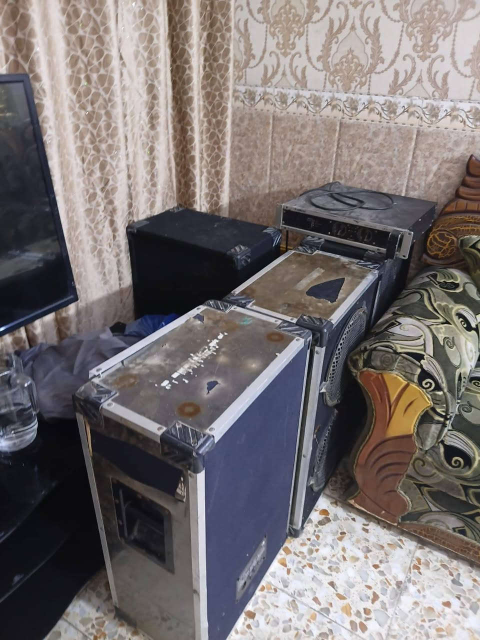 متوفر زوجين سماعات ثنائي
شغالات كل مشكله مابيهن 

و جهاز تشغيل جاسكو 2000

للبيع كلهن

ب 550 الف بيهم مجال بسيط بيع مستعجل!!
***********

