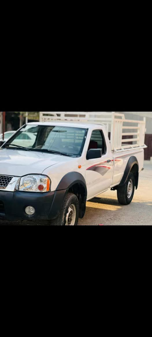 بۆ فرۆشتن 
نیسان پیکاب٢٠٠٧ دەبڵ ئەکسل گێڕ و مەکینە و ئەکسل و تەقەو ڕەقە بەشەرت سەناوی تا ٢٠٣٠ تازە تایەی تازە لەی سەیاقی بۆیاخی هەیە بۆ زانیاری زیاتر پەیواندی بکە بەم
ژ.م ***********
