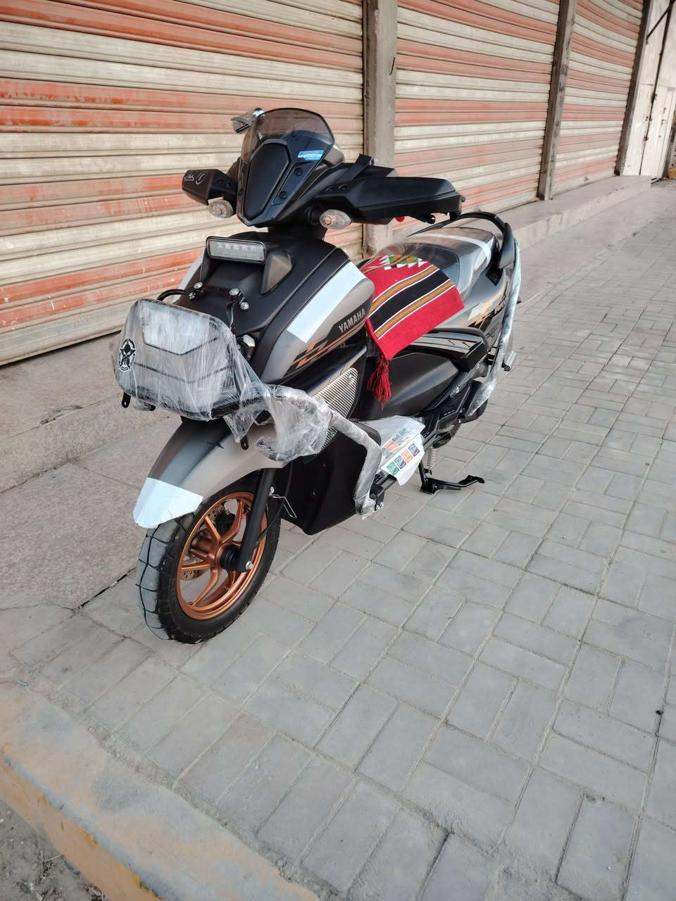 ZRدراجه جديده ستوته طالعه بحاله الوكاله دراجه كامله ملحقاته الشراي يتصل 
***********
