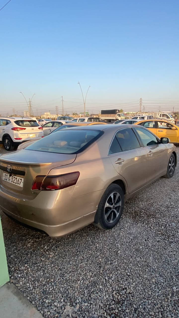 للبيع او مراوس  ***********
كامري LS ٦ سلندر فول عدا لسلايت 
محرك كير كفاله جاهزه بدون نواقص 
موديل ٢٠٠٧ محدث ١١ صبغ جماليه 
حادث جامرلغ خلفي  وامامي  مكاني ديالى بعقوبه سعر ٧٥ وبيه مجال بعقوبة, ديالى
