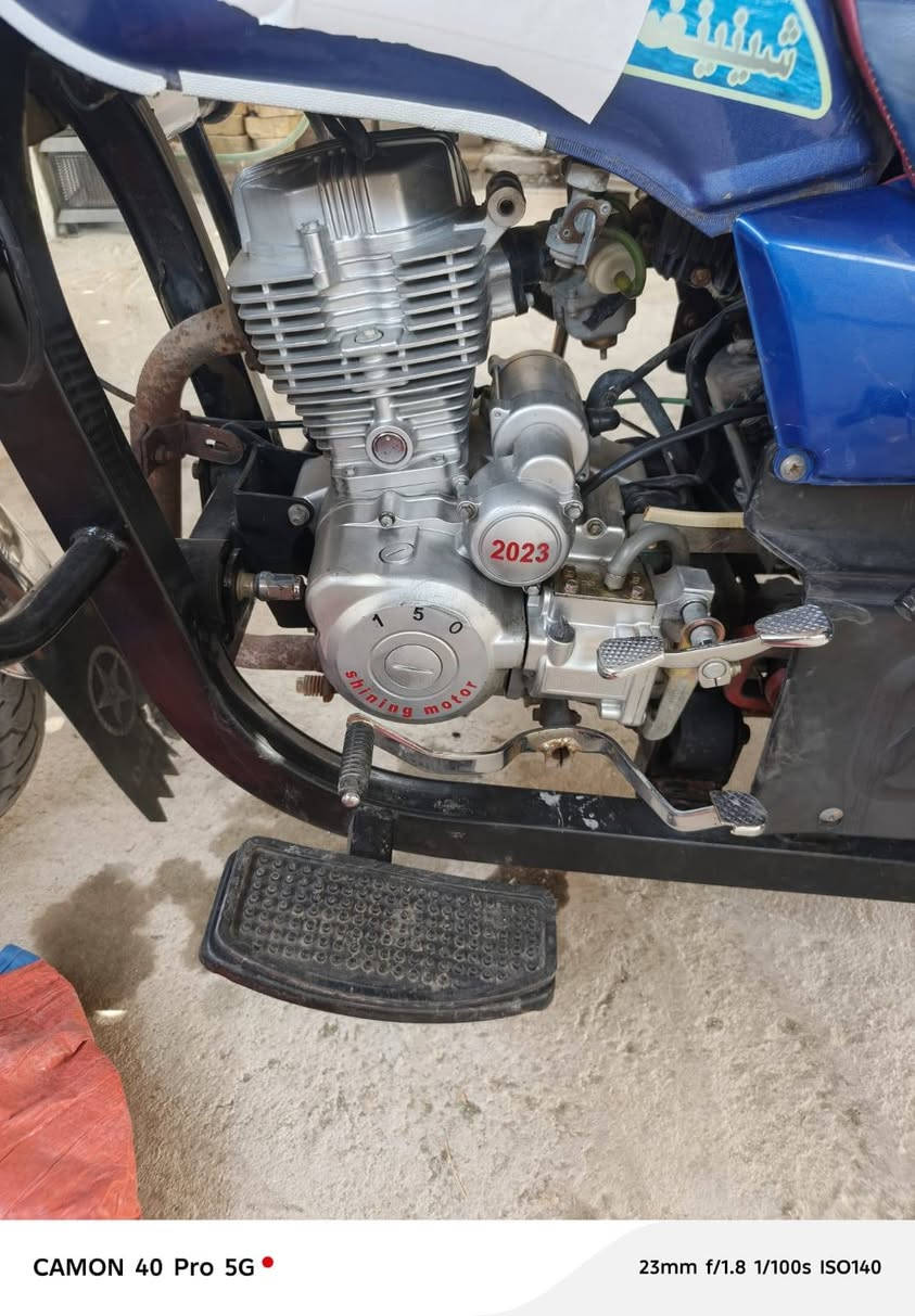 جمره موديل 23 مامفتوحه
سعر 2700 بيها مجال قليل 
مكاني سوق الشيوخ 
‏‪***********‬‏

نص مكتوب في الصور:
- CAMON 40 Pro 5G 23mm f/1.8 1/373s ISO50
- CAMON 40 Pro 5G
- 23mm f/1.8 1/608s ISO50
- 23mm f/1.8 1/100s ISO140
- CAMON 40 Pro 5G 23mm f/1.8 1/100s ISO105
- 23mm f/1.8 1/310s ISO50
- 23mm f/1.8 1/100s ISO199