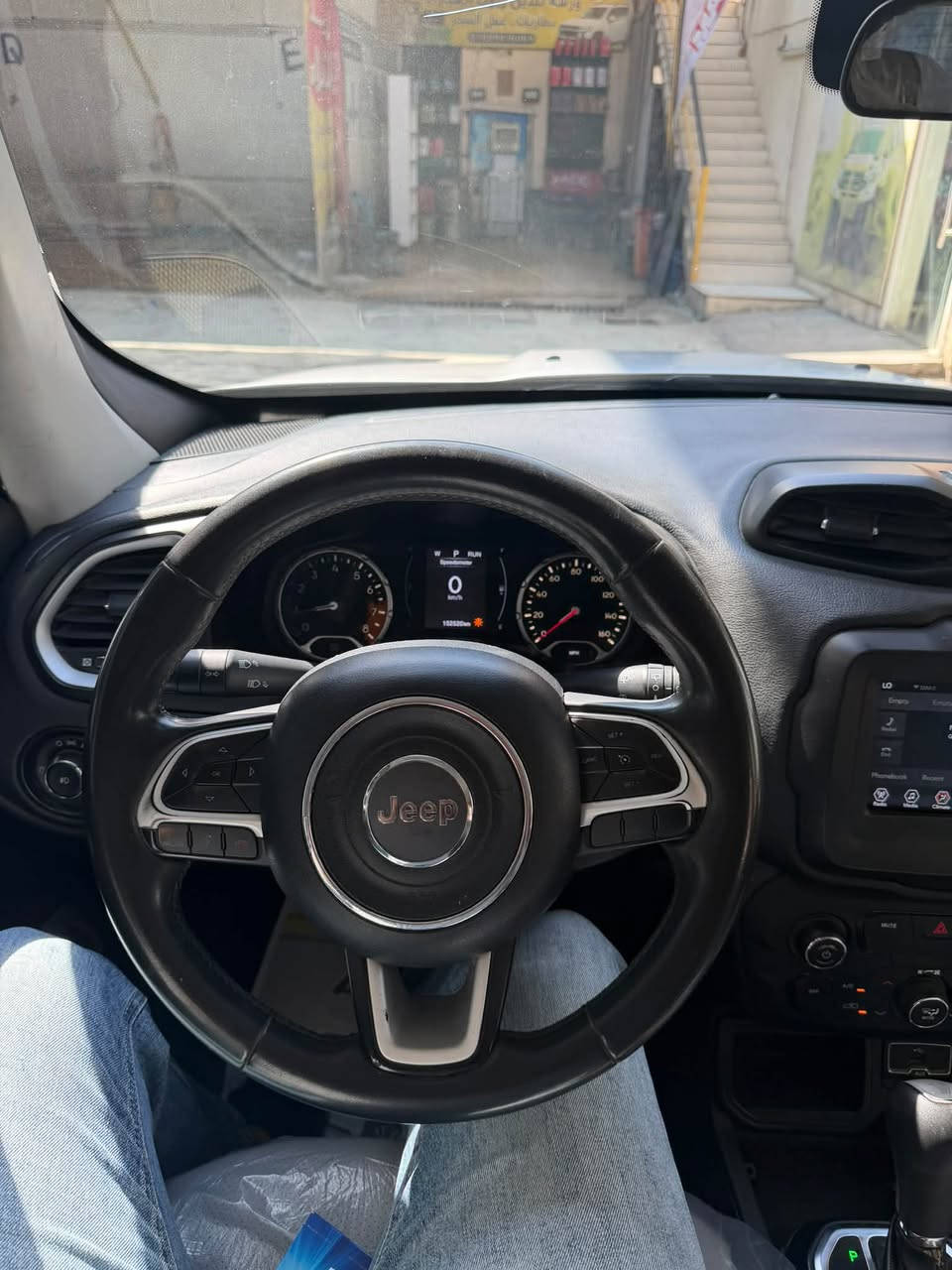 جيب رينكد
2018 
حادث جاملغ + جنطة +باب 
بدون دواخل بدون ايرباك 
اللوحات بابل سنوية 2031
السيارة بدون اي نقص ماشيا ٩٤ ميل 
للاستفسارات ***********
