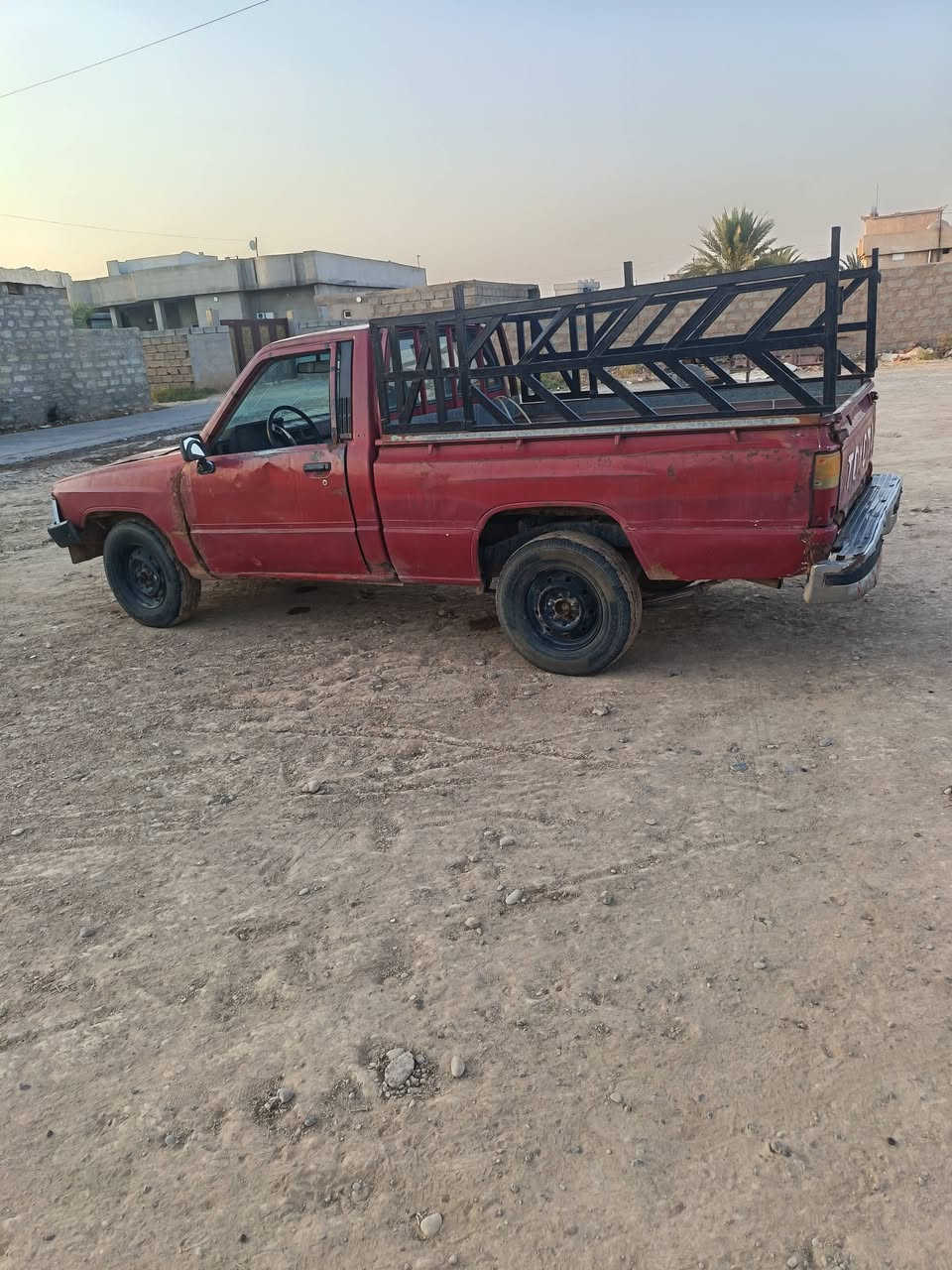 بكم 85 بلاديه مسجله بس ابيع بدون مكفوله من كل النواحي يرهم أقساط ويرهم نقد بيها خربطه يمكن بالكابريته المكان الشركاط الشيخ حمد ***********
