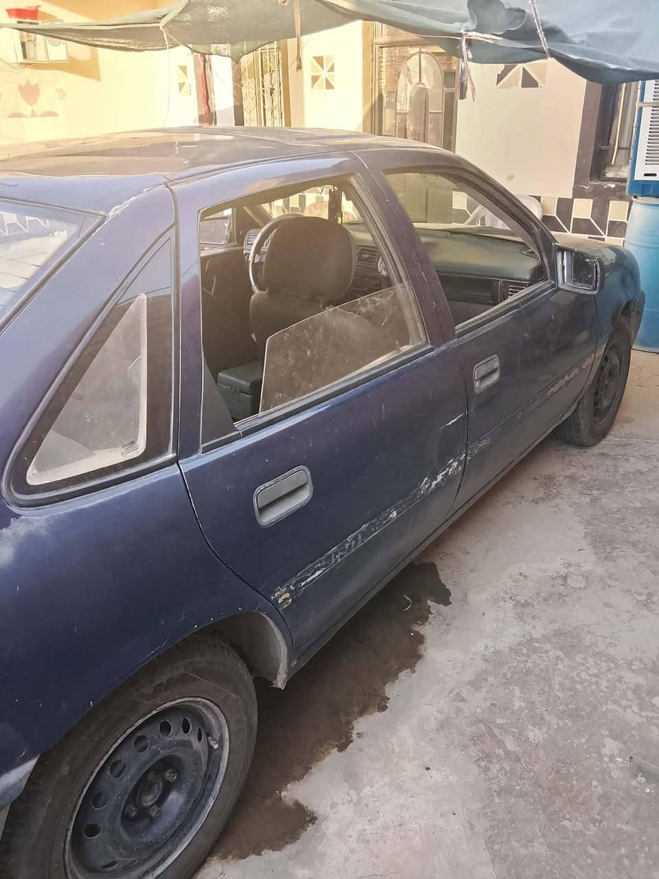 فكتر موديل 92 للبيع📍
رقم نينوى شرط التحويل 
محرك شرط 
طخم نص عمر 

مكلف بالنشر
رقم صاحب السياره(***********)
