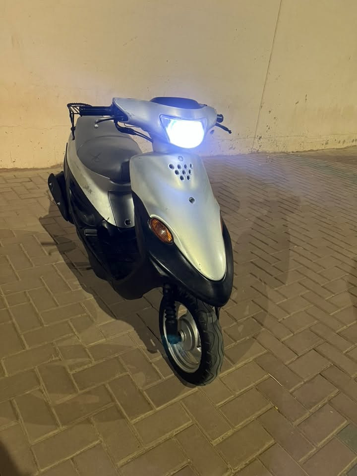 نحله 9 زروف للبيع
وايرمنيه شغاله سلف شغال 

سعرها 450 بيها مجال 

*********** اتصال او واتساب 

ماشراي اعبر المنشور لاتعبني وتعبك
