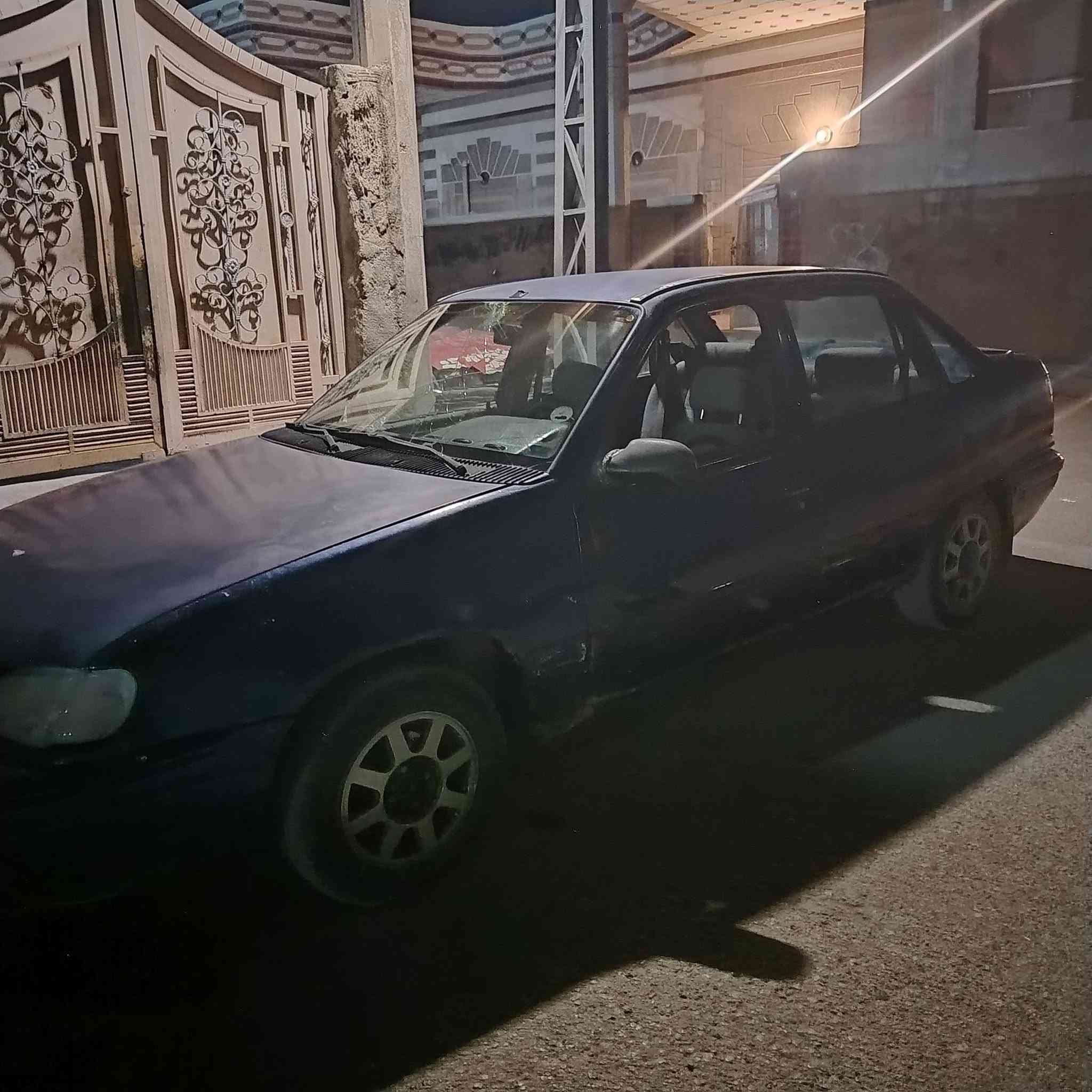 يالله سلام عليكم البيع دايو سلو موديل ٩٣ محرك وكير مكفوله محرك ١٦ نوزل تخم تاير ويل كب صدر ٨٠ بل ميه كهربائي كلها شغاله بعده عله بلاد جام كهربائي  يردلها دوشمه وسكن جهت اليمنه المامي وبعض الترتيبات رايدها ١٦ وبيها مجال الأنبار كبيس ***********
