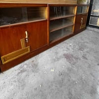 بوفيه • احطاطه • تواصل