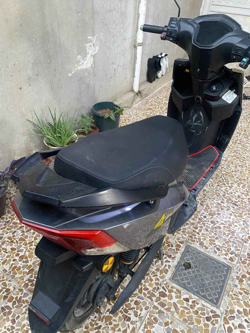 شحن • نضيف • بطاريات