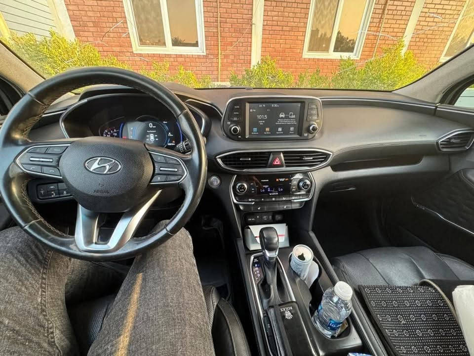 🚘 بيع مستعجل | هيونداي سنتافي 2020 وارد أمريكي فول مواصفات بدون دواخل
الموديل: 2020

الوارد: أمريكي 🇺🇸

الرقم : أربيل دولي 

الضرر : جاملغ وبنيد ايرباك سليم ✅

المحرك: 2000 تيربو  سي سي 4 سلندر اقتصادي

الكير: أوتوماتيك 

اللون : (رصاصي )

اللون الداخلي: ( جلد اسود + سستم فايبر كاربون إطار اصلي مع سف الكتارا 

🔹 المواصفات:

 • شاشة وسطية كبيرة + كاميرا خلفية

 • مقاعد جلد، إطار دشبول وابواب ستيل كاربون فايبر اصلي 

     • أنظمة قيادة( اقتصادي، رياضي، ذكي )

     • عداد سرعة إلكتروني شاشة ديجتال 

 • بصمة تشغيل + بصمة أبواب

 • مثبت سرعة + مانع انزلاق

 • تحكم مقود، حساسات أمامية وخلفية

 • فتحة سقف بانوراما

 • نظام النقطة العمياء

 • إنارة LED كاملة

 • تحكم إلكتروني بالمكيف

     • توقف ذكي ، اوتو ستوب 

     • إطار عجلة كروم حجم ١٩ 

     • رادار امامي خلفي اجتياز جانبي 

     • جنطة شفط كهرباء 

     • سقف الكتارا 

     • سستم صوت رباعي١٢ سماعة 

     ٠ بردات ابواب خلفية اصلي دفن 

     • مأخذ شحن لاسلكي ، USB  ٤ مأخذ

📦 السيارة نظيفة جداً، صيانة دورية منتظمة، جاهزة للفحص من أي مكان 💯

💰 السعر مناسب بيع مستعجل 

📍 الموقع: (بغداد )

📞 للتواصل: (***********)

غير متواجد عالفيس
