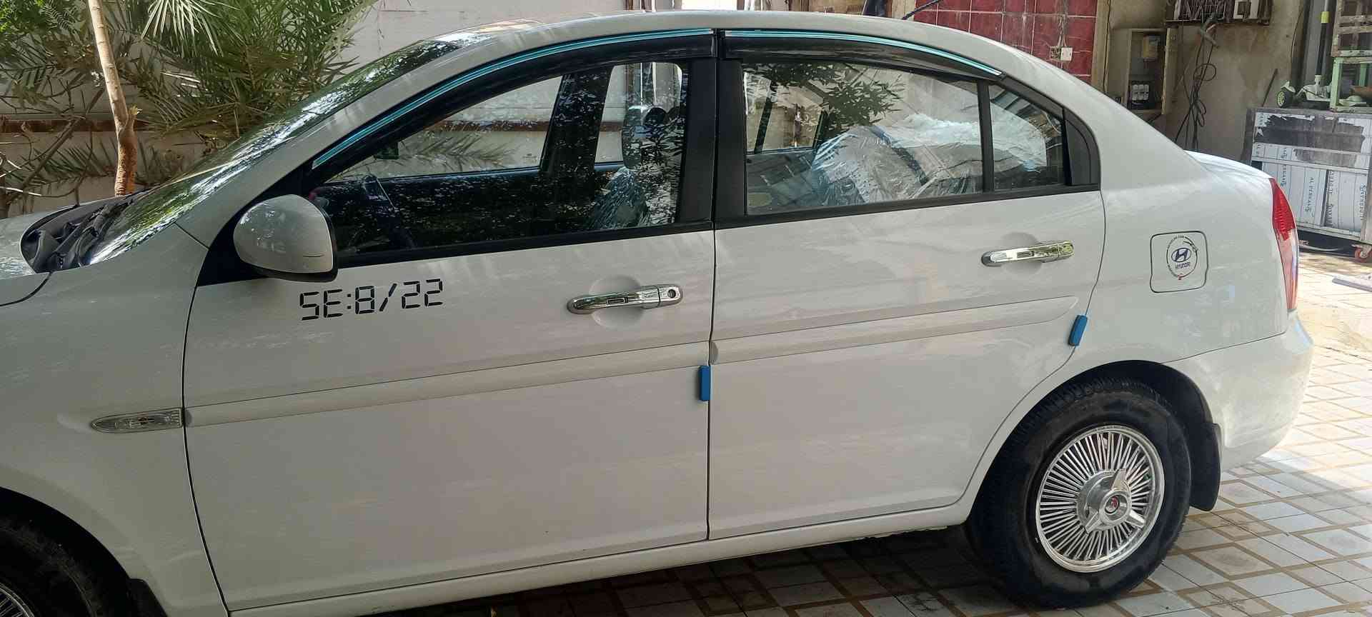 اكسنت خليجي 
موديل 2011
ماشية 165الف
محرك دوش 1600
سونار موجود بلمنشور
رقم بغداد بسمي 
رقم هزة سنوية جديدة
شاشة +كامرة دوارة
كشنات  جلد + لايلون حراري
تخم تاير جديد 
صدر جديد 
تبريد شغال
سيارة جاهزة 
مكان بغداد جكوك 
سعر 83 
***********
