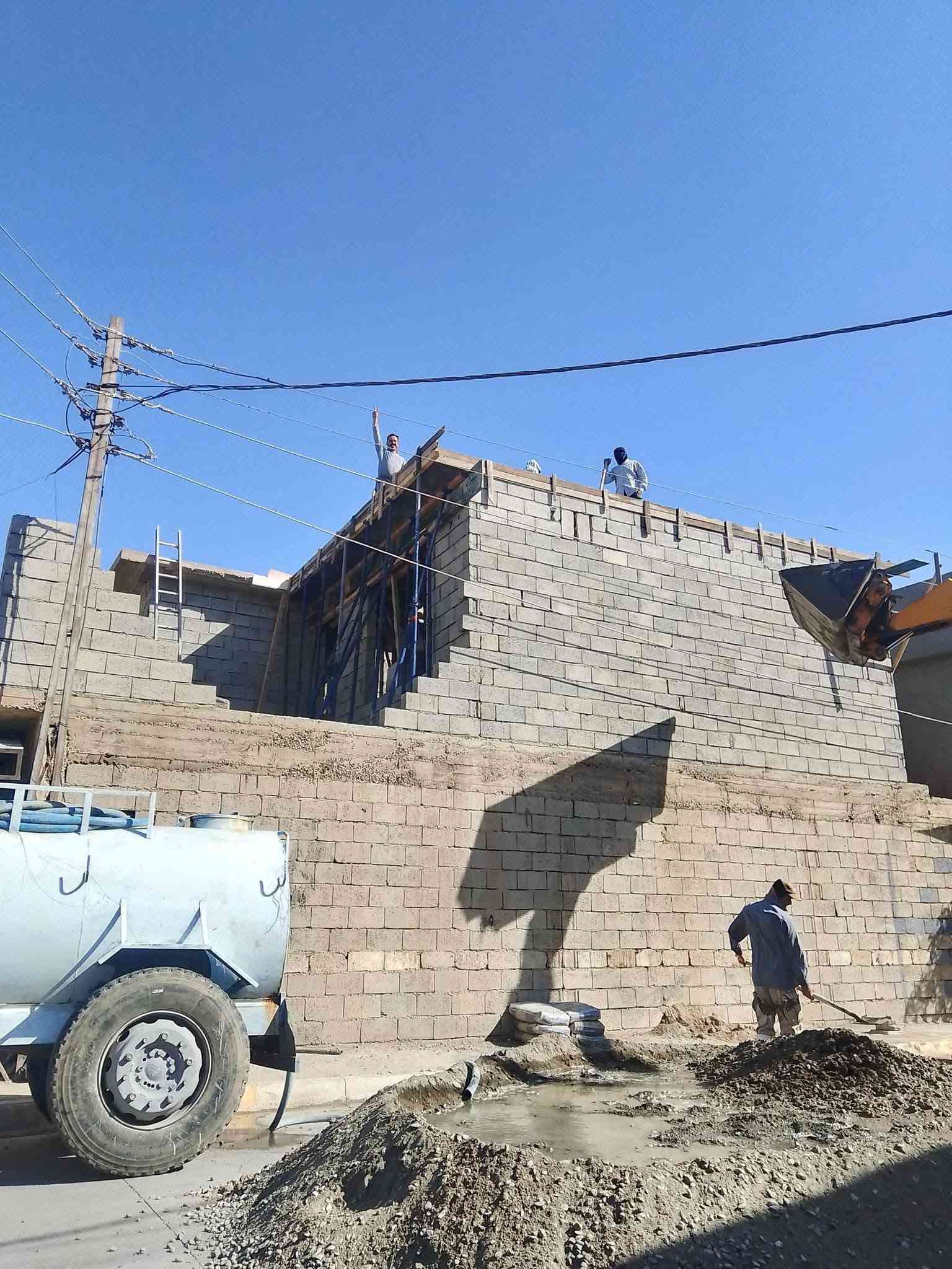 اسطه بناء نجار نشتغل هيكل من اساس حدبيتونه كرستل عمال تريد بس عمال استفسار هده رقم ***********واتساب
