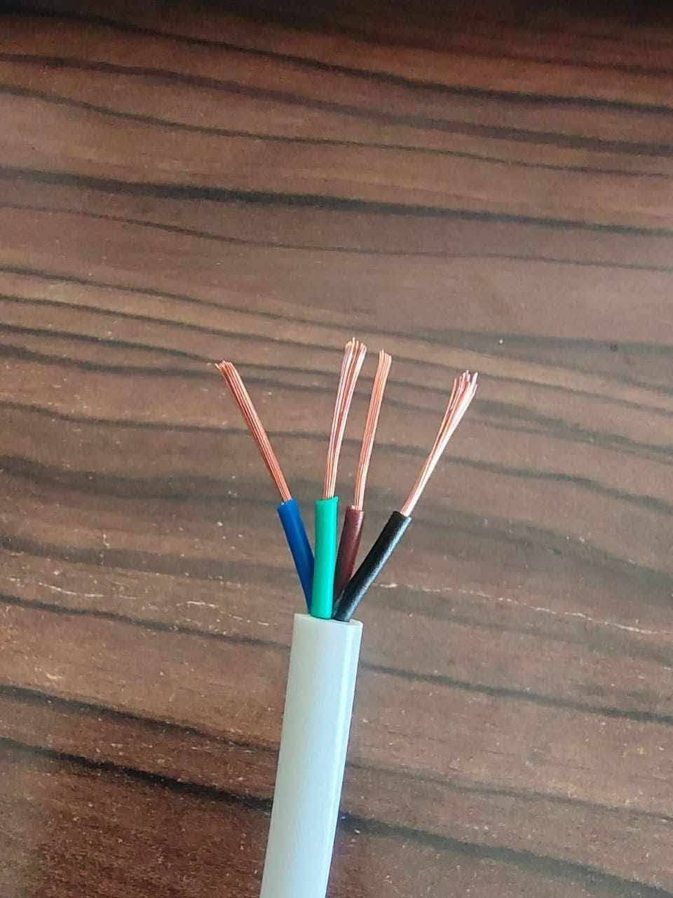 للبيع كيبل رباعي خارجي قياس 0.3mm طول لفة 100m. سعر لفة 29$
***********
