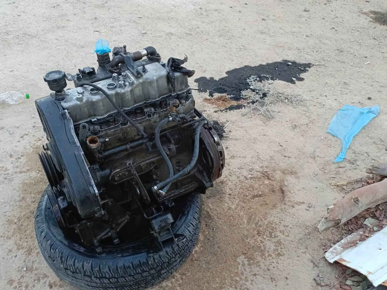 سلام عليكم محرك مفتوح لبيع كسر بستم محرك هو تفرعات بدون بم  اني مكلف بالمنشور هذا صاحب المكينه وخابروه الشراي بخير ويدلل *********** مكاني نجف الحيدرية
