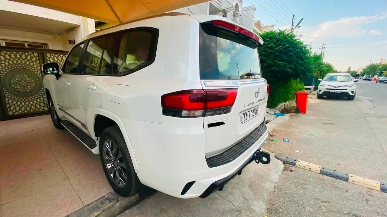 للبيع بسعر جدا مناسب
لاندكروز 2025 GXR  للبيع 

خليجي لون ابيض 

ماشية 6 الف كم 

السيارة بحالة الزيرو ع وضع الشركة كفالة عامة شرط الفحص 

السيارة موجود بالبيت 

رقم اربيل تحويل مباشر

العنوان النجف 

السعر 615 ورقة وبي مجال 

الشراي فقط يتصل هذا رقمي 

***********
