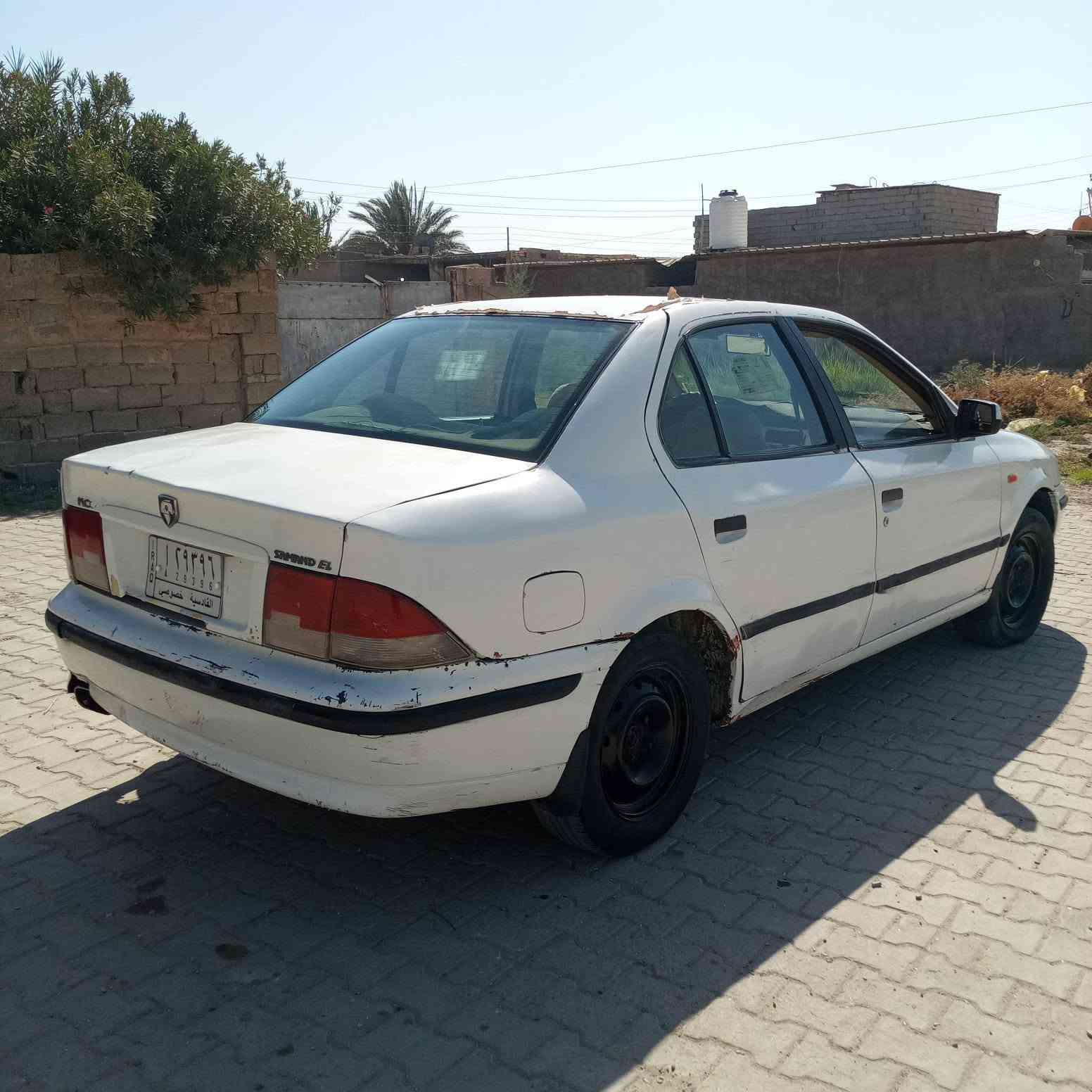 السلام عليكم سياره للبيع ول عده مرواس راوس  جهاز من كل شيء حتى تبريد شغال بس شد الوايرات تبريدها ثلج سياره خير من الله موديل 2010 السعر 24وبيه مجال مكاني المحمودية ***********

