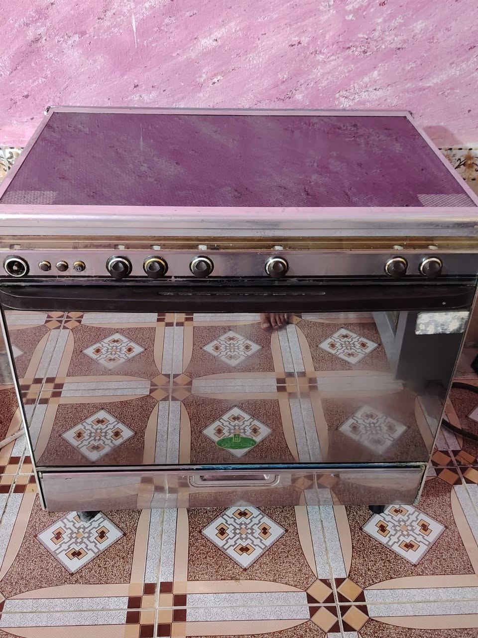 سلام عليكم طباخ كريازي سعر 250 وبيه مجال نضافه فول ناره زركه مكان ناصريه مركز متواجد وتساب ***********
