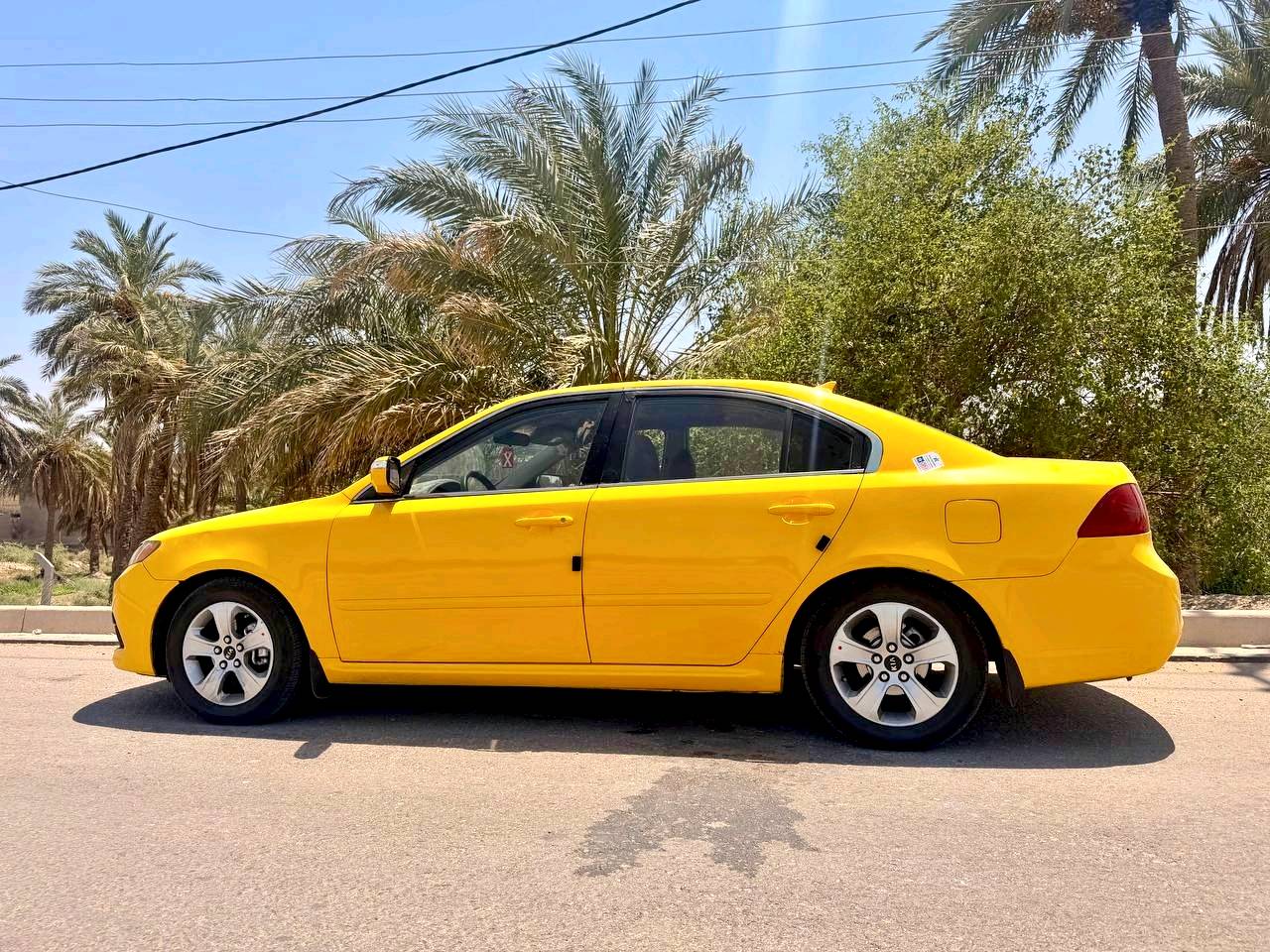 كيا اوبتيما 2009 رقم ذي قار
محرك 2400 سياره جاهزه كير محرك كهربائيات حداديه تخم تاير جديد مصفره هيئه .  المكان السماوة .
بيع فقط السعر واتساب او اتصال : ***********