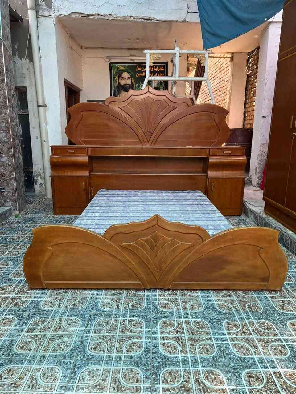 غرفه نوم ام السته طابقين مستعمله داخل وخارج صاج ضهر جرجوبه خمسه ملم ميز هديه مع طابوريه عنوانه كوت حي الجهاد شارع النجارين نجارة ومعرض الحجامي الاتصال او مراسلة الصفحه سعره مع الشد والنقل علينه داخل الكوت ***********
