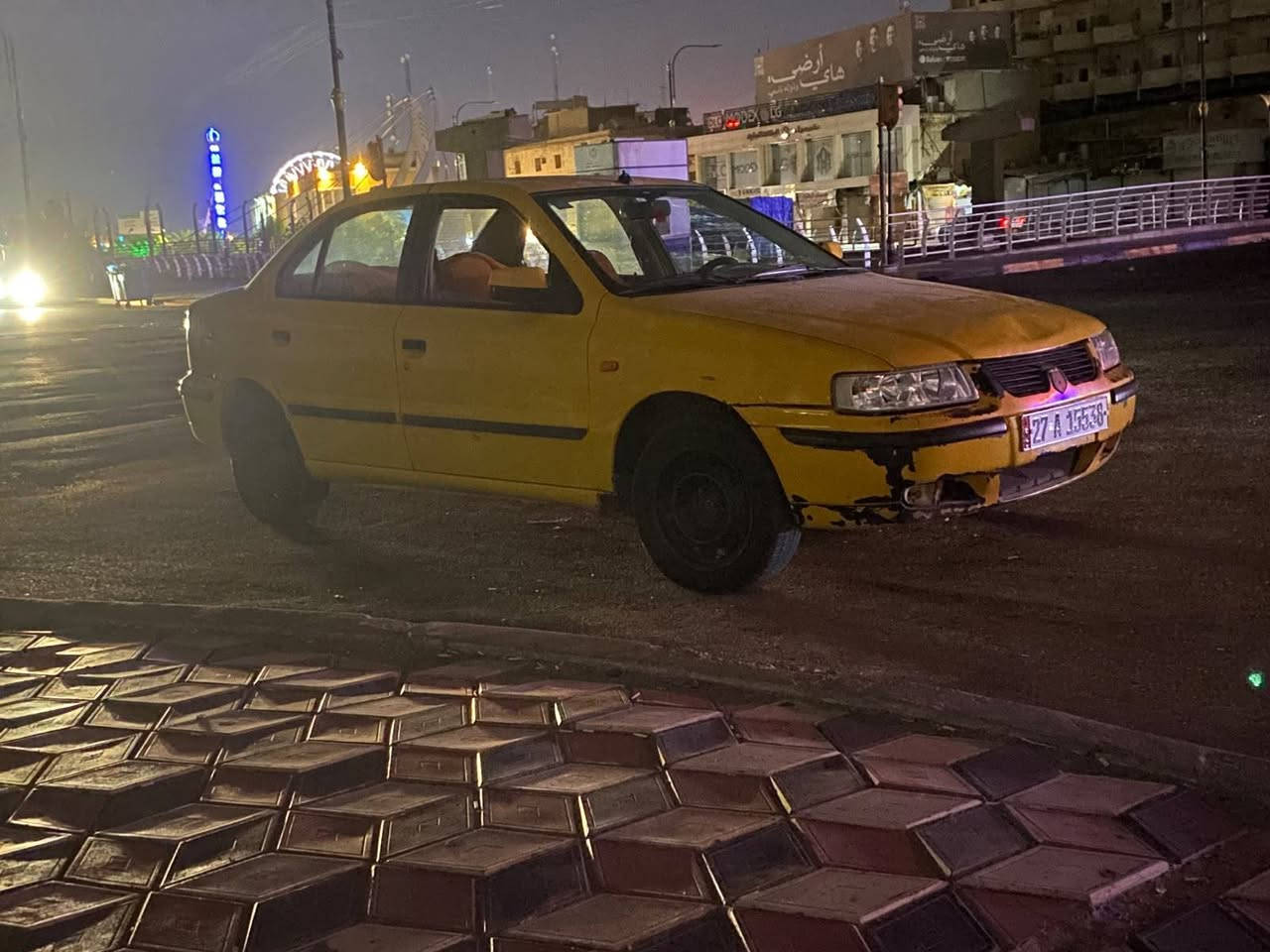 سلام عليكم سياره للبيع سمند مديل 11مكينه وكير جدد مكفوله ومابيها صبغ وضربه فقط الي كدامك بصوره سعر33وبيها مجال رقمي *********** مكان البصرة القبله
