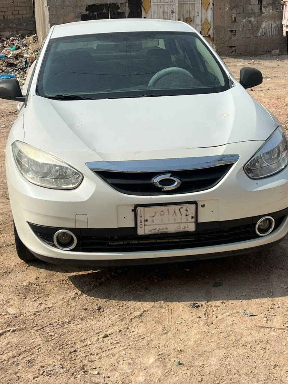 سلام عليكم سيارة رينو ٢٠١٤ بيه جاملغ أمامي أو بنبد كير مكينه كورلا تبريد شخال جاهزه مكان سيارة بل سماوه سياره نضيفه جدن سعر ٦٥ بيه مجال او مراوس ***********
