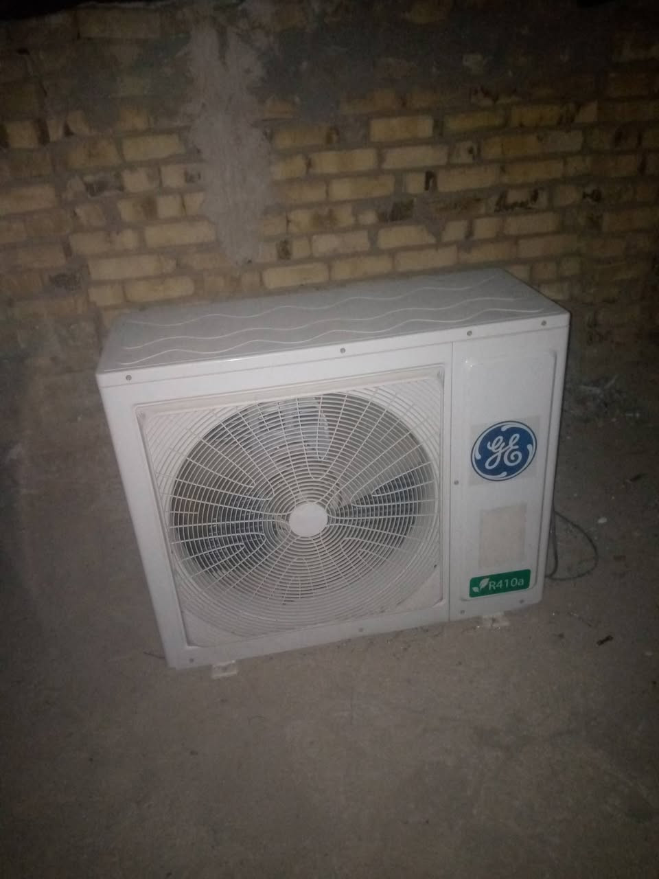 السلام عليكم سبلت جنرال الكترك للبيع 2طن شرط بروته ثلج الله شاهد نضافته فول السعر 650وبي مجال بصيط للاستفسار الاتصال على الرقم ***********الخاص مفتوح
