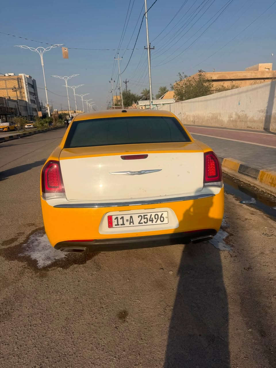سلام عليكم اوباما 12 محدثه 20 من الخارج فقط السياره جاهزه من كلشي نقص فقط دبلات امامي شاشه جبيره داخل عسلي ضربتهه جاملغ وبنيد فقد بدون داخل وشرط مابيهه اخياس لا برانكيت ولا أي شي مكان الشطره رقم بغداد *********** مراوس بخصوصي فقط
