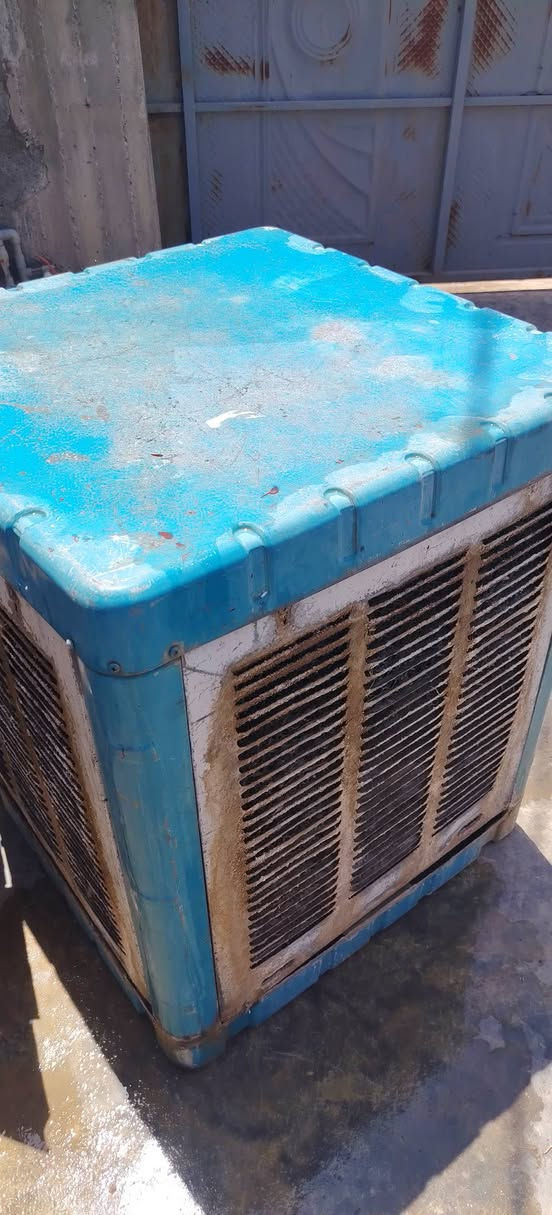 مبرده للبيع (سوبر اكتريك) ما بيها عيب 
***********

