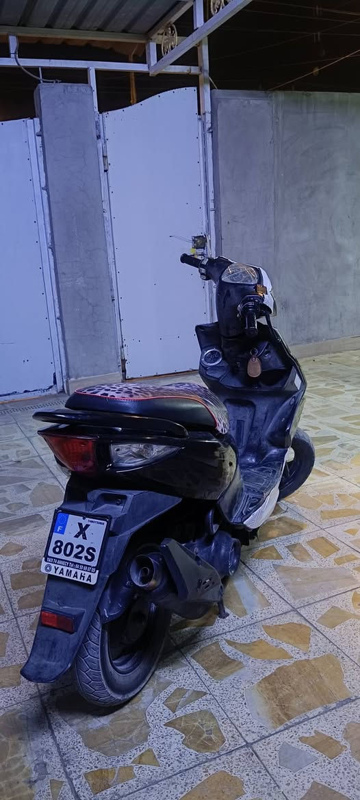 سلام عليكم ماكس مضلع للبيع كامله الاخر حبايه سعرها 650رقمي***********
