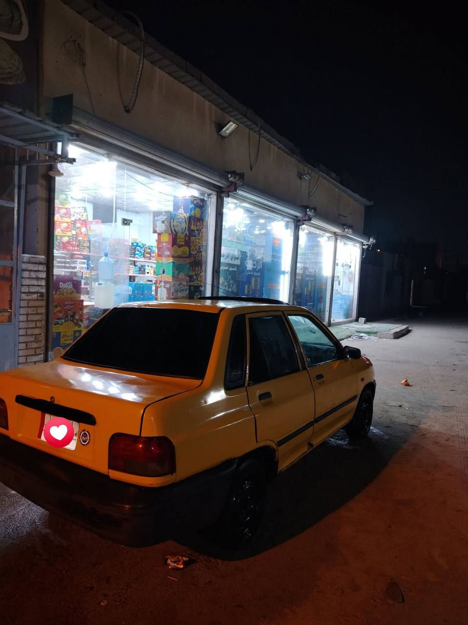 سلام عليكم
سايبه مديل 2009 للبيع
حداديه جديده كير ومكينه خير من الله
سياره بدون راعي مكفوله من سرقه ورقم بصره 
والبدي شوفت العين حلو نضيف
بيه لكاط خياسات سعر ١٣ وبيه مجال لشراي
عنواني بصره
رقم ***********
مامتواجد ع فيس
