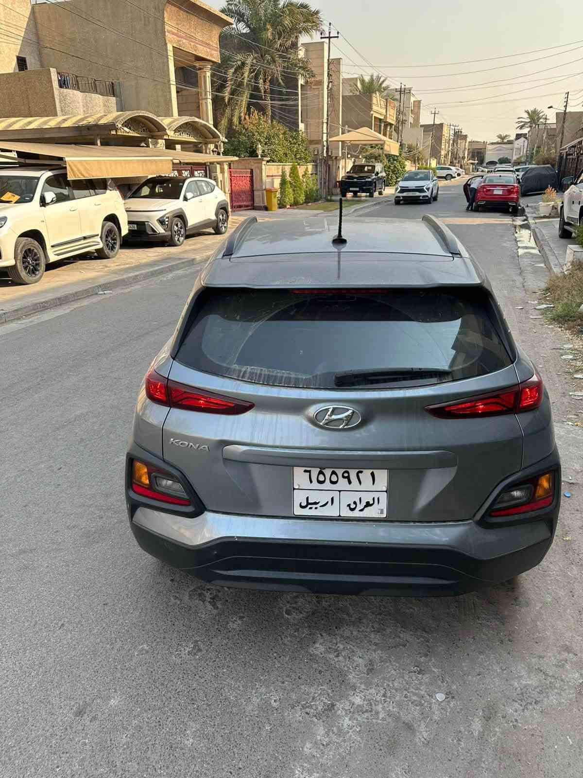 هونداي كونا 
مديل 2020
مكينه2.0 دوش
كيرat المرغوب 
السياره رقم اربيل 
مواصفات نص فول 
كامره خلفيه 
اشاير بلمري 
تدفئه كشنات 
شاشه ابل كار بلي و اندرويد اوتو 
نزول منحدرات 
نظام تراكشن كونترول
انظمة قياده sport-eco-normal
نظام بريكABS
تحكمات ستيرن كامله 
السياره وارد كندي حادثها سرقه جاملغ امامي ايمن و بنيد السياره بدون دواخل لا ايرباك لا شاصي لا لغود كلها مكفوله 
كير مكينه كفاله
السياره مكانها بغداد السيديه 
سعرها 120$ و بيها مجال بسيط 
الرقم:***********
