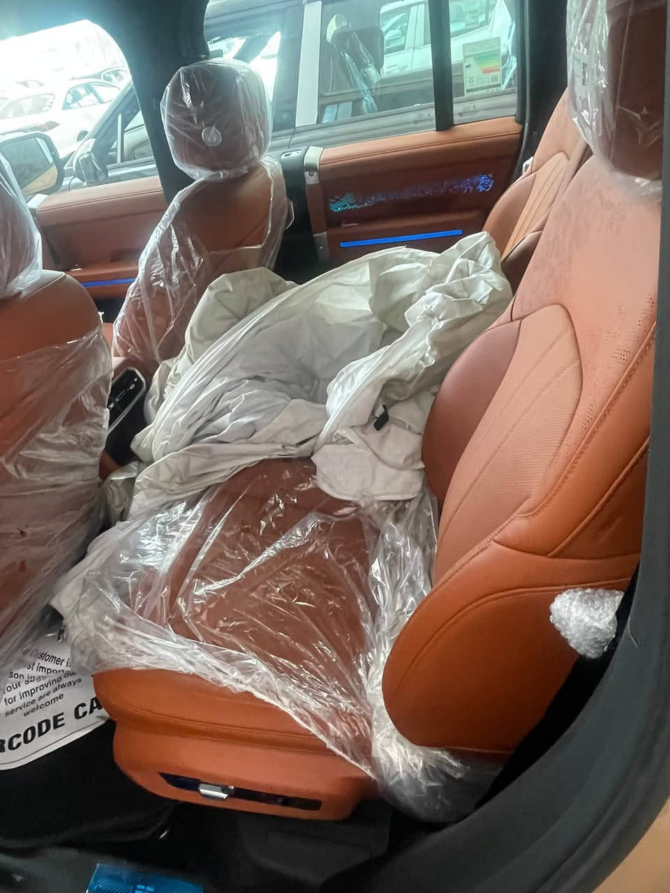 🔥 جيتور G700 🔺 موديل 2027 🔺 بريميوم ... وحش الطرقات! 🔥

إذا كنت تبحث عن الفخامة، والتكنولوجيا الحديثة في سيارة واحدة، فإن جيتور G700 تضع معايير جديدة ... 🤩

✅ قوة تصل إلى 904 حصان
✅ عزم دوران هائل 1135 نيوتن متر
✅ دفع رباعي ذكي AWD
✅ تسارع من 0 إلى 100 كم/س خلال 4.6 ثانية تقريباً
✅ مدى قيادة يصل إلى أكثر من 1000 كم
✅ قدرة خوض المياه حتى 90 سم
✅ مقصورة فاخرة مزودة بأحدث أنظمة القيادة الذكية
✅ كاميرات 360° وأنظمة أمان متقدمة

للاستفسار والطلب عن السعر 
***********

#جيتور #Jetour #G700 #جيتور_G700 #سيارات #SUV #دفع_رباعي #باركود_لتجارة_السيارات #العراق #Baghdad #Cars #OffRoad #HybridSUV
