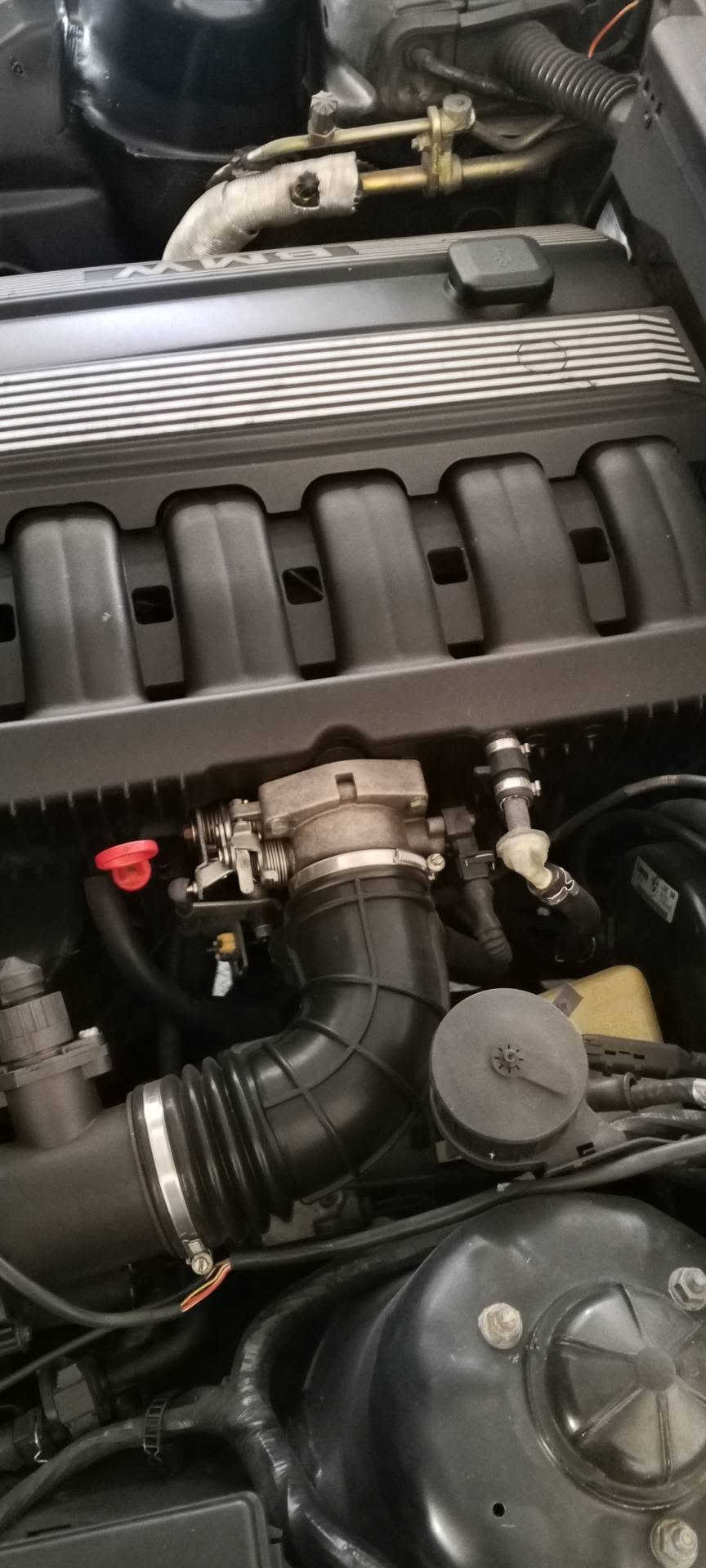 Bmw 1994 525   مشروع وطني رقم 
كركوك نيلي  محرك كبس  شرط بدون بخار كير اوتوماتيك 
سيارة بسمي لحد 2029   كوبون بنزين
مواصفات... دواخل اصفر لوك 
كوشن جلد . تحكمات كوشن كهربائي
 سقف سلايد كهربائي 
 قفل مركزي 
4 جامات كهربائي 
مرايا هيتر + تحكم كهربائي 
 ساج فورمكا
دبل جكمجة
دبل ايرباك استيرن ايرباك
سيارة كود سكيوريتي
بردة جام ورا كهربائي 
تايرات اندنوسي + ويل حسير جديد
صدر دبلات بشرط 
دعامي بلاد 
تبريد شغال 

ABS
بدون اي نقص شرط تحويل 

موبايل ***********  شراي يخابر كركوك, العراق
