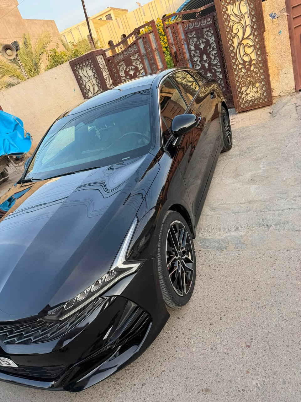 K5 / Gt /2023موديل
محرك 2500 توربو  ، رقم بغداد
✅فول مواصفات 

1-بصمه+تشغيل عن بعد
2-شحن هاتف لاسلكي 
3- قياده ذاتيه ؏ الخطوط السريعه
4- هاند بريك بصمه 
5- بانوراما
6-  تاير وويل بلادي حجم 19 
7-نضام ABS
8- اشاير بالمري
9-رادار امامي خلفي
هواي مواصفات ومعروفة مواصفات الGT ماشيه 34 الف فقط ، حادثها فقط بارد بالجاملغ الخلفي وخلف الدعامية الخلفية بدون ايرباك بدون دواخل 
السعر  180 مجال بسيط
مكاني بغداد السيارة بأسمي
للتواصل ***********
